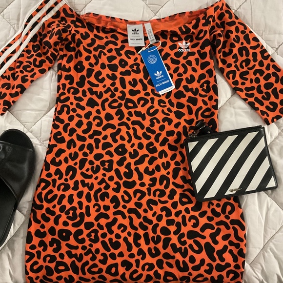 ADIDAS Originals Rich Minsi  lLeopard print mini dress🔥🔥 SIZE MEDIUM - Picture 6 of 6